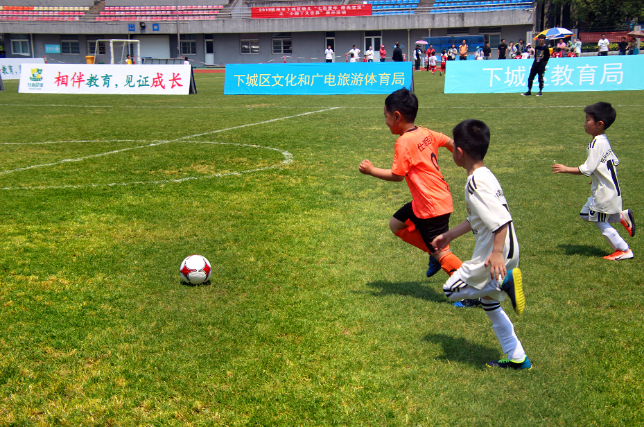 中国U15男足国家队主教练中村雅昭三个月前从日本来到中国时